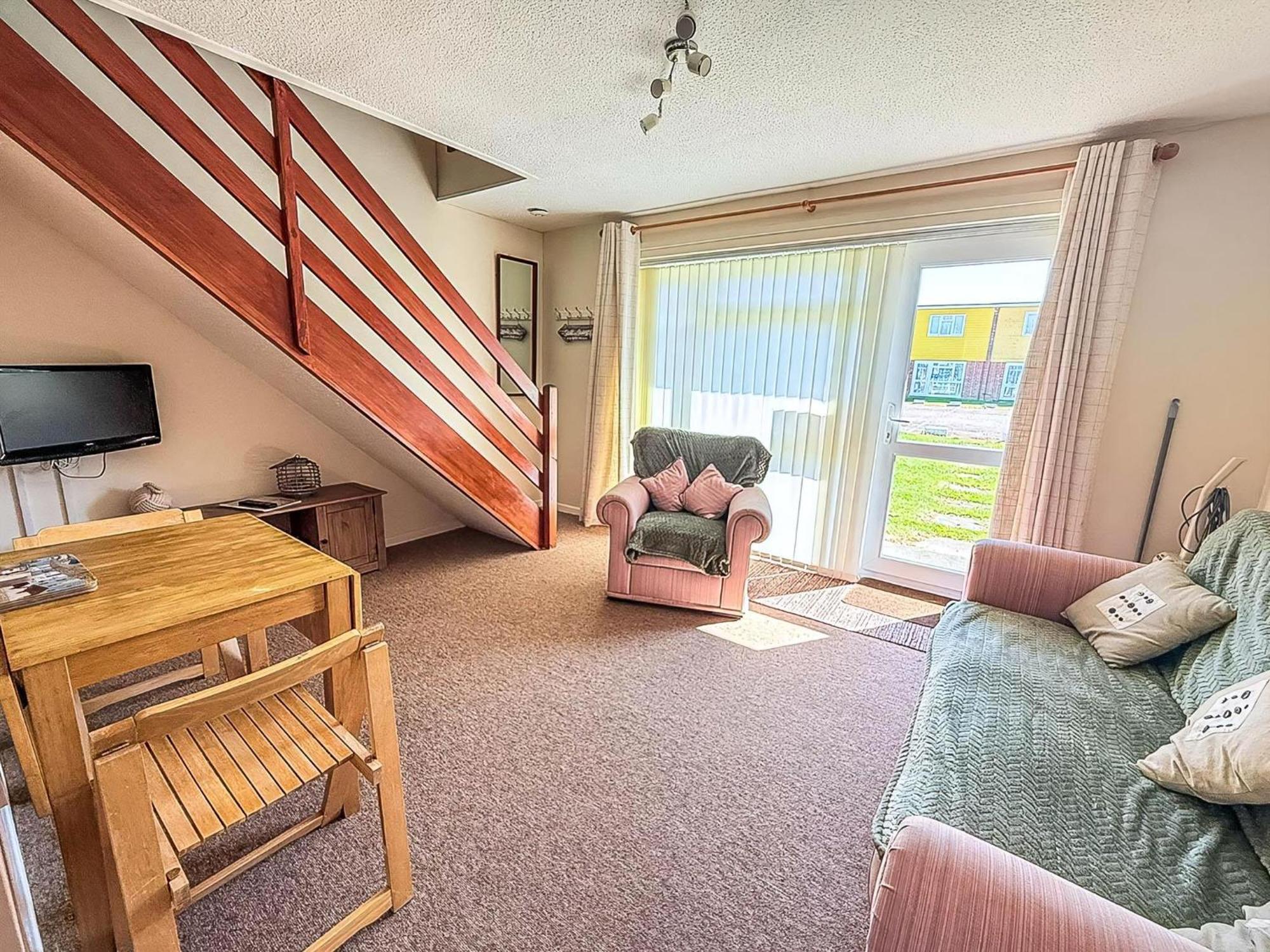 Lovely 4 Berth Chalet To Hire In Hemsby Nearby The Beach Ref 18177B Exterior foto