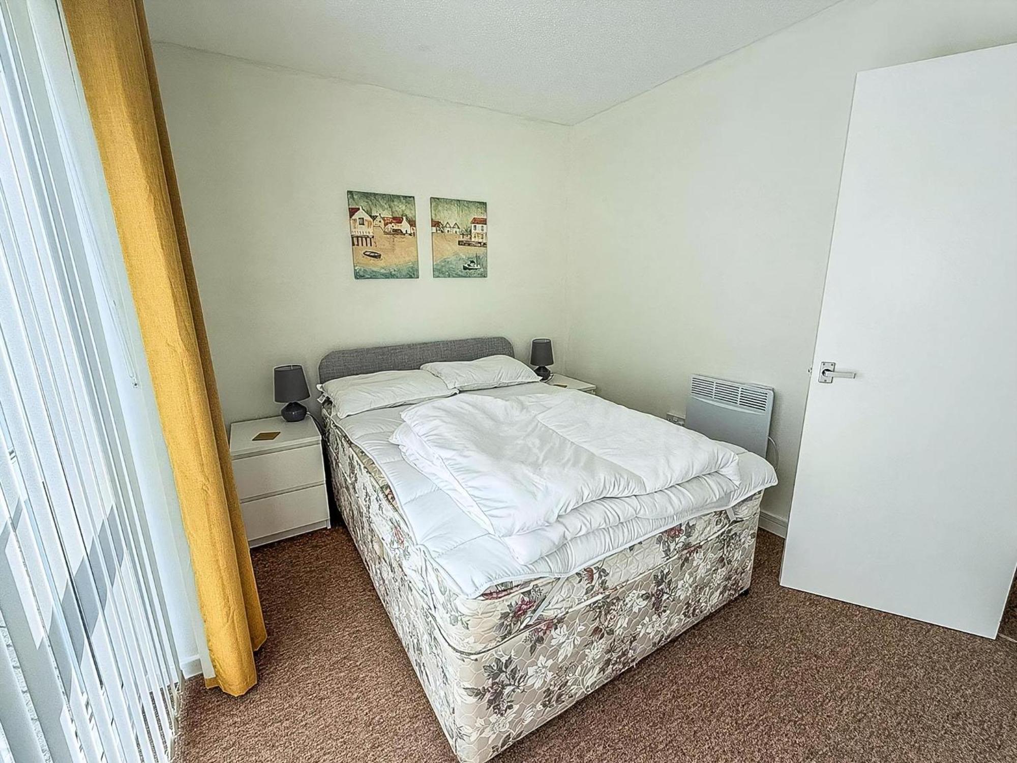 Lovely 4 Berth Chalet To Hire In Hemsby Nearby The Beach Ref 18177B Exterior foto